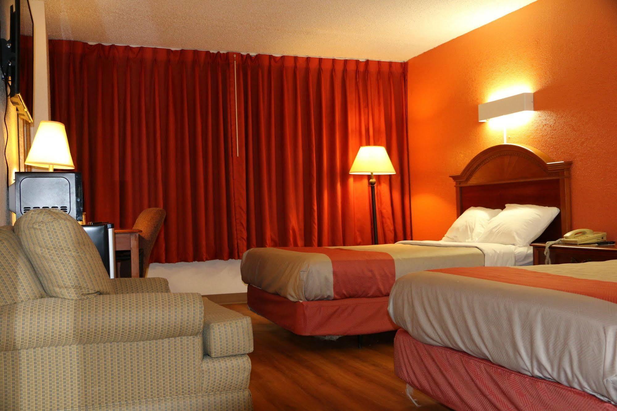 Sky Hotel At Tulsa Airport Ngoại thất bức ảnh